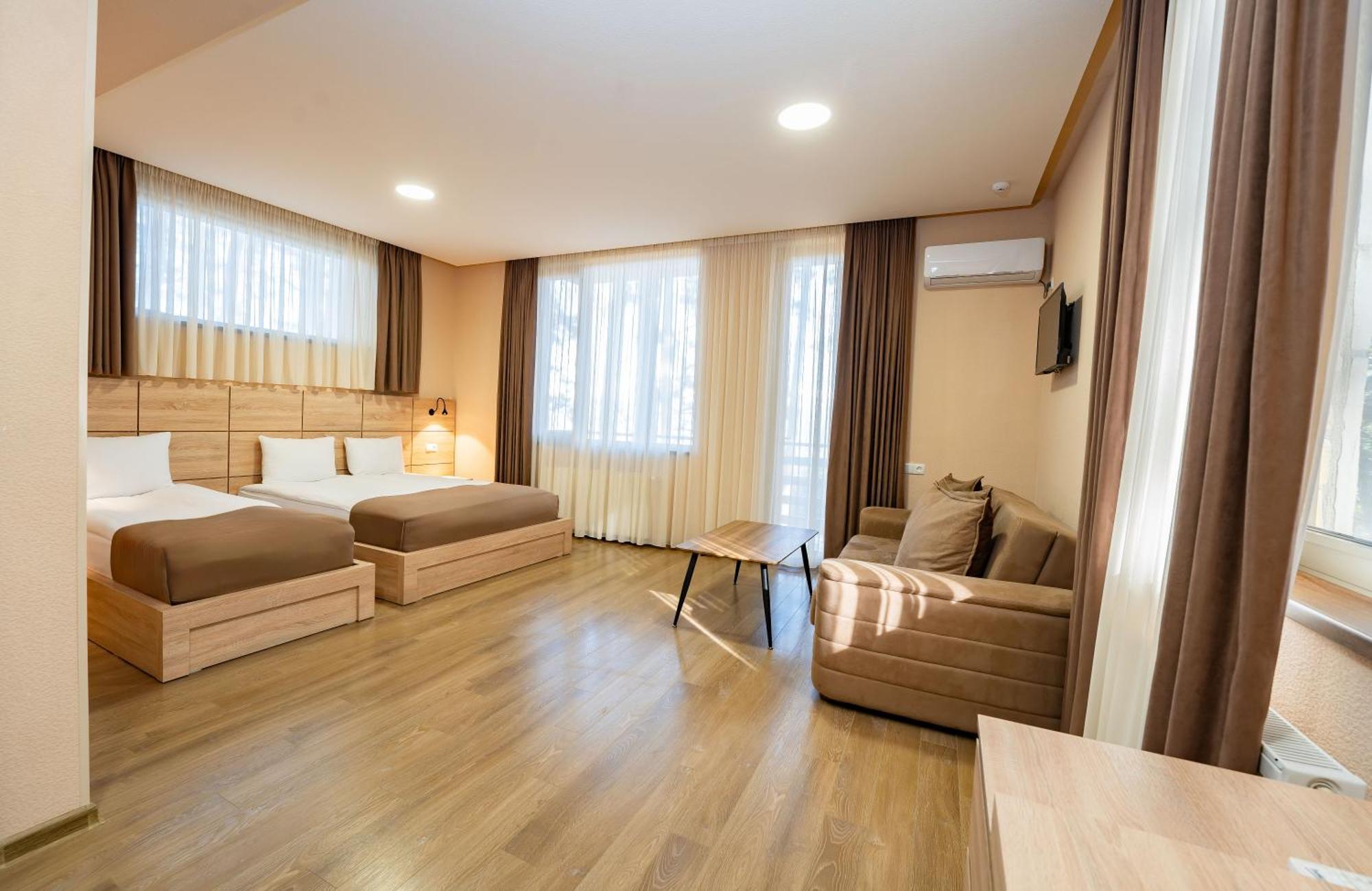 Zuzumbo Resort & Spa Telavi Exterior photo